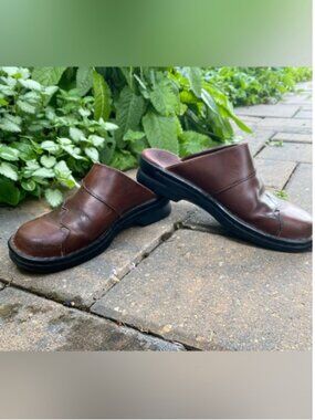 Clarks Brown Leather Mule Clogs — Size 6M Summer Sale
